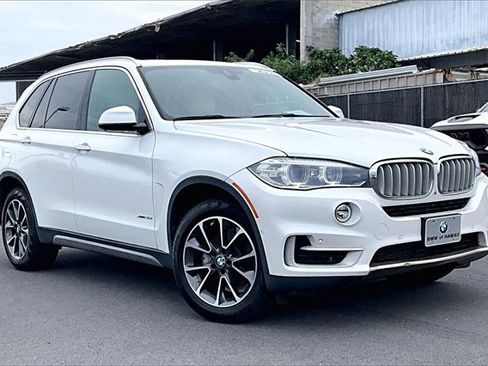 Used 2018 BMW X5 xDrive35i w/ Driving Assistance Package image 11