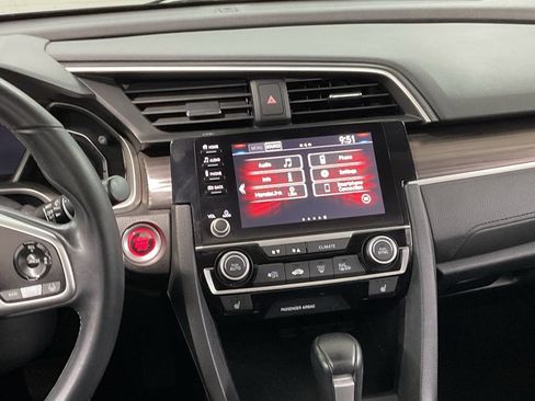 Used 2019 Honda Civic EX image 13