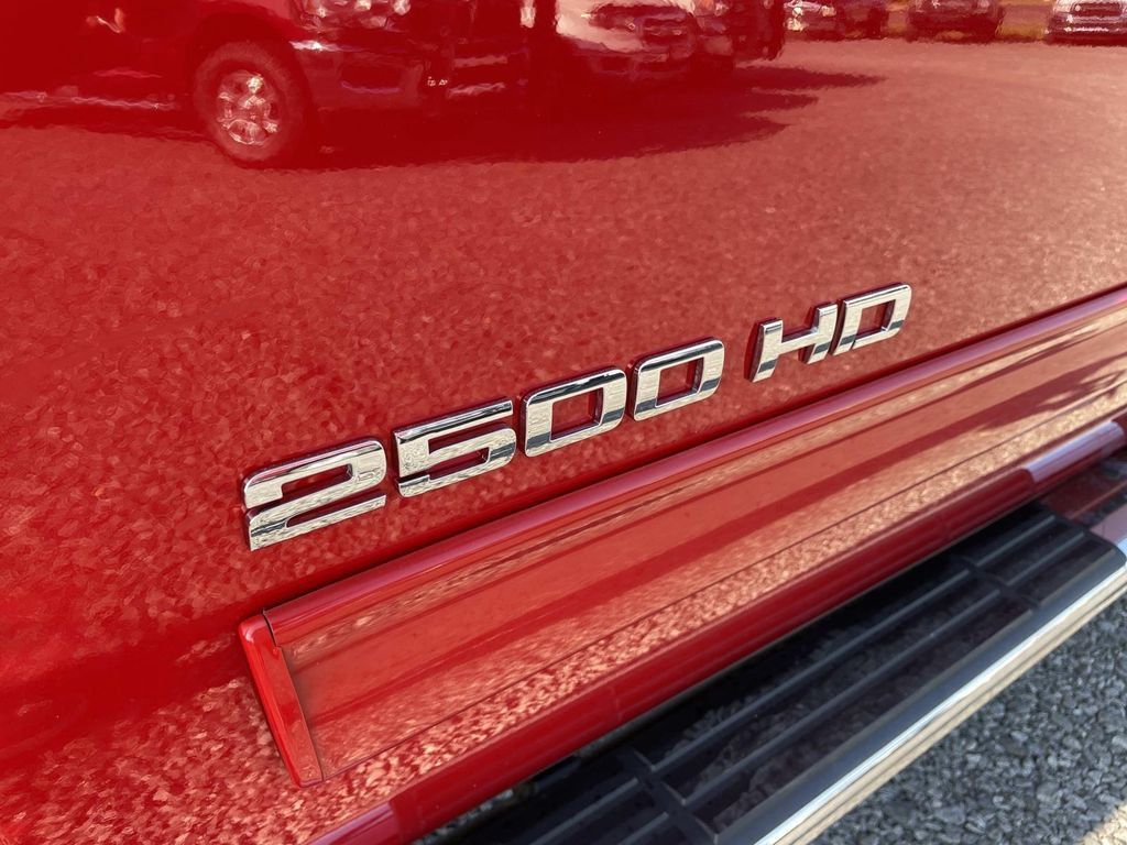 Used 2014 Chevrolet Silverado 2500 LT w/ Interior Plus Package AWD/4WD image 40