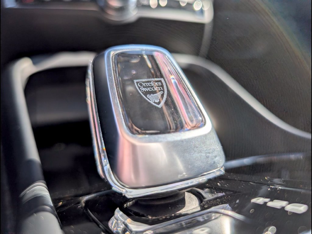 Certified 2026 Volvo XC40 B5 Plus AWD/4WD image 21