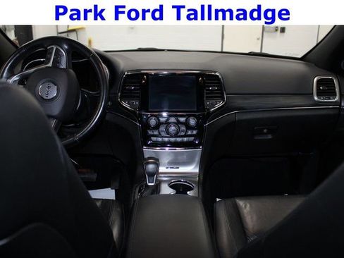 Used 2020 Jeep Grand Cherokee Limited image 29