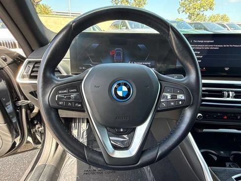 Certified 2023 BMW i4 eDrive40 w/ Premium Package RWD image 21
