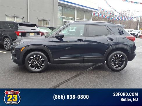 Used 2021 Chevrolet TrailBlazer LT w/ Convenience Package image 5