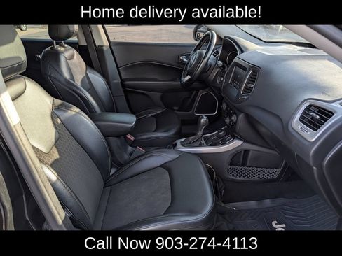 Used 2020 Jeep Compass Latitude AWD/4WD image 33