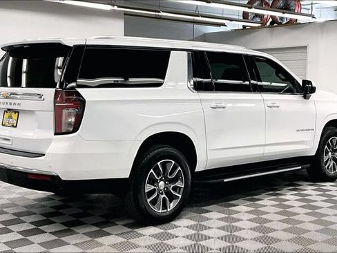 Used 2024 Chevrolet Suburban LS AWD/4WD image 13