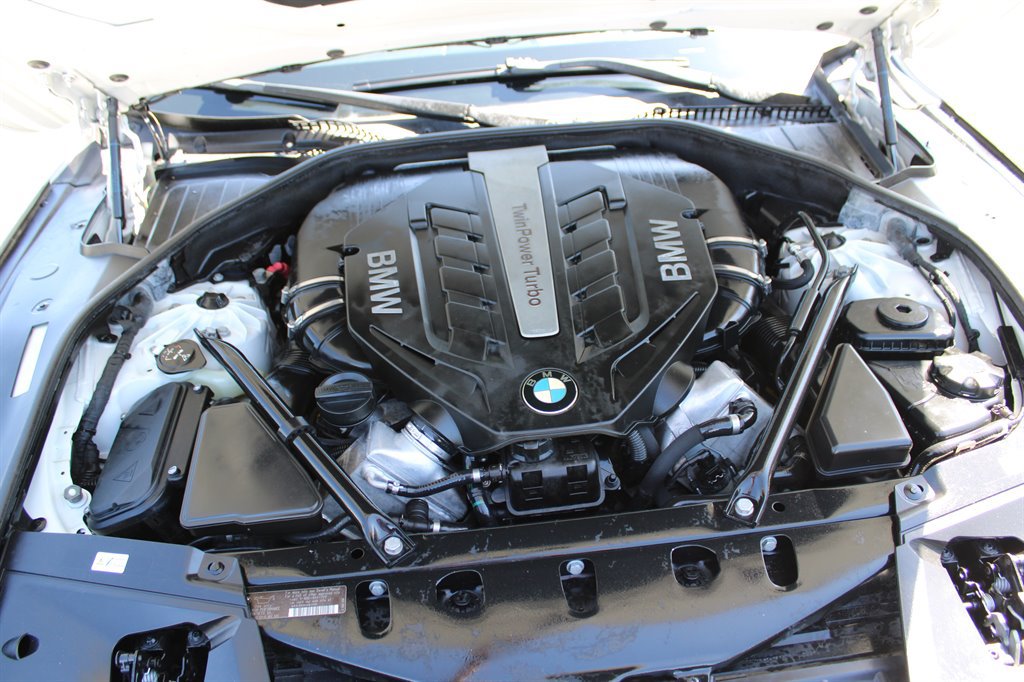 Used 2012 BMW 750Li RWD image 37