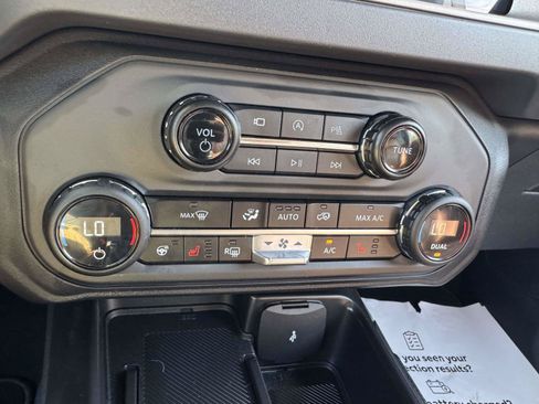 Used 2025 Ford Bronco Outer Banks AWD/4WD image 33