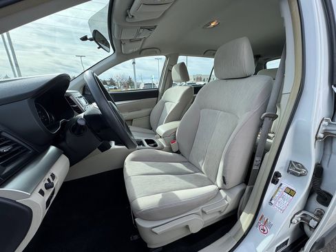 Used 2013 Subaru Outback 2.5i image 12