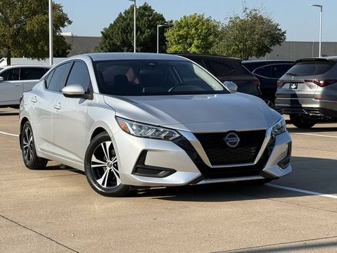 Used 2021 Nissan Sentra SV FWD image 2