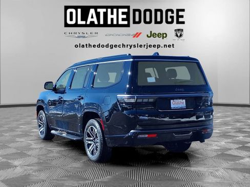 New 2026 Jeep Grand Wagoneer 4WD image 3