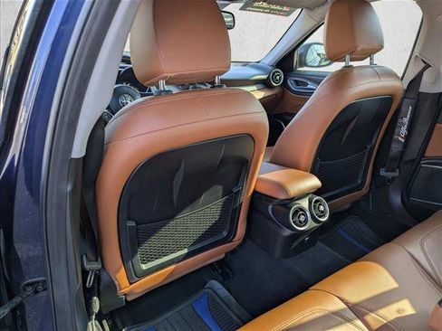 Used 2019 Alfa Romeo Giulia Ti w/ Nero Edizione image 22