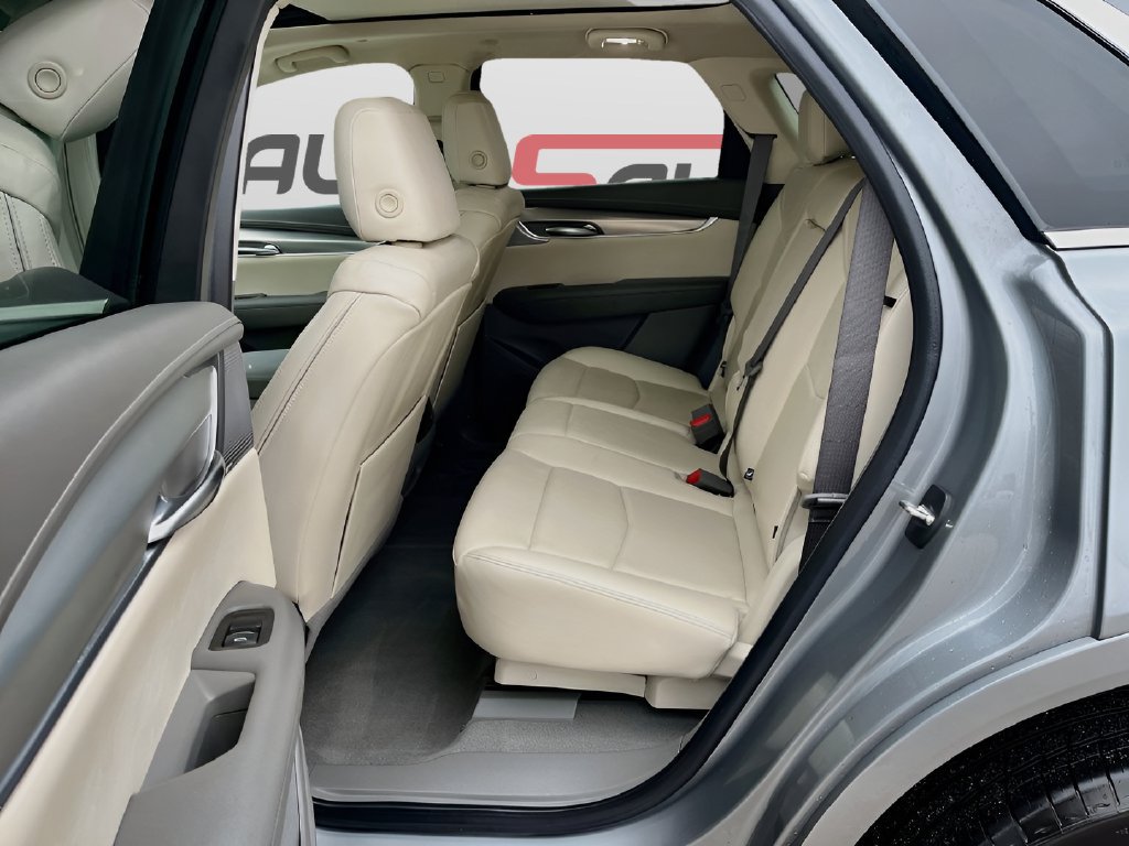 Used 2023 Cadillac XT5 Premium Luxury w/ Technology Package FWD image 26