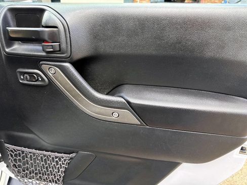 Used 2017 Jeep Wrangler Unlimited Sport w/ Quick Order Package 24S image 11