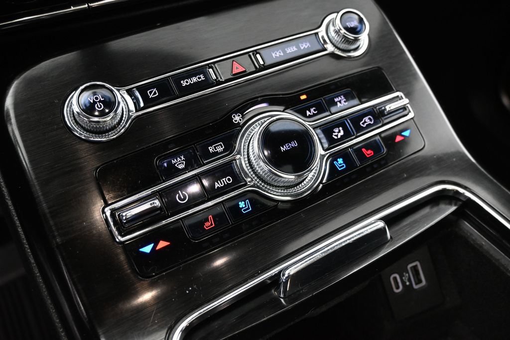 Used 2023 Lincoln Nautilus Reserve FWD image 16