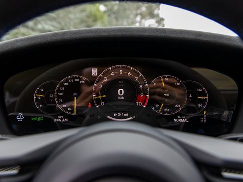 Certified 2026 Porsche 911 GT3 RWD image 38