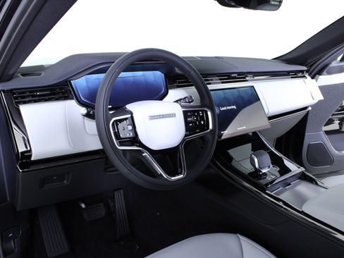 New 2026 Land Rover Range Rover Sport SE AWD/4WD image 15