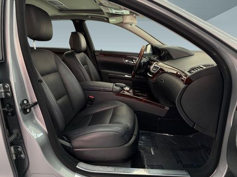 Used 2011 Mercedes-Benz S 550 image 24