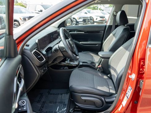 Used 2024 Kia Seltos S AWD/4WD image 11
