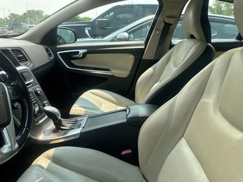 Used 2013 Volvo S60 T5 FWD image 29