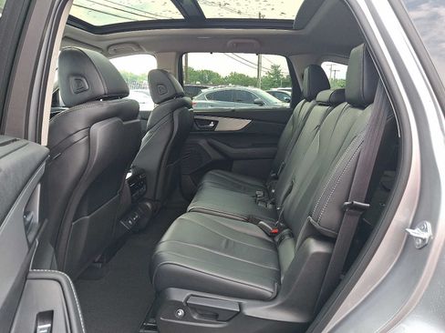 Used 2024 Acura MDX SH-AWD w/ Technology Package image 10