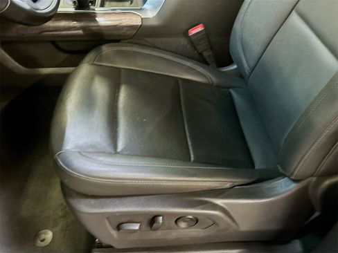 Used 2024 Chevrolet Silverado 1500 LTZ w/ LTZ Premium Package image 20