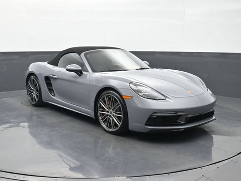 Certified 2025 Porsche 718 Boxster S RWD image 18
