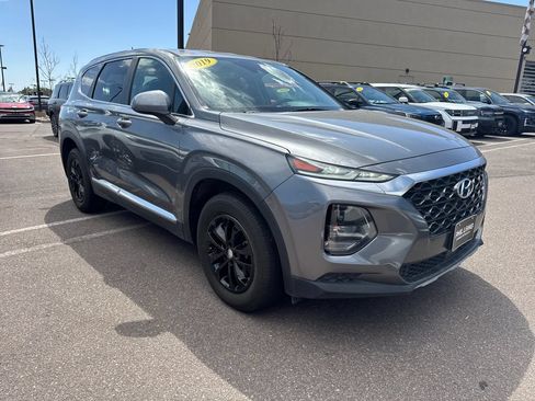 Used 2019 Hyundai Santa Fe SE FWD image 6