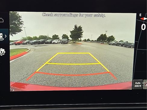Used 2023 Hyundai Elantra SEL w/ Convenience Package FWD image 15