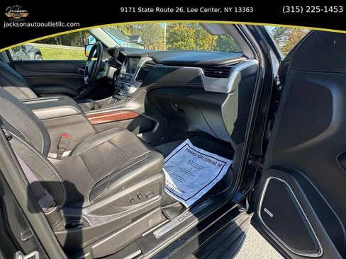 Used 2017 GMC Yukon SLT w/ Open Road Package image 20