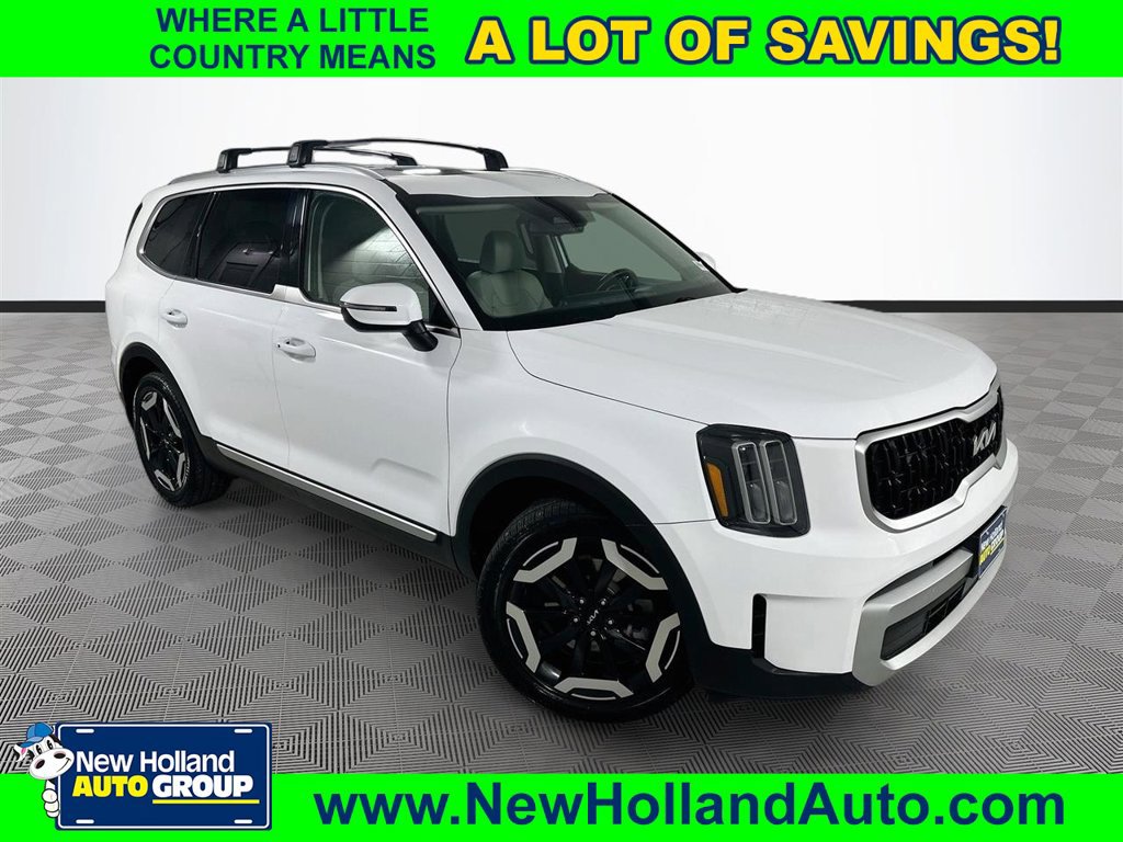 Used 2024 Kia Telluride EX w/ EX Captain's Chair Package AWD/4WD image 1