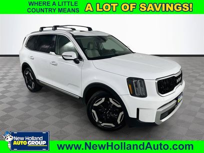 Used 2024 Kia Telluride EX w/ EX Captain's Chair Package