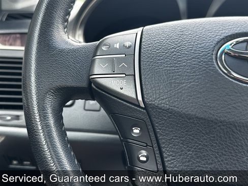 Used 2011 Toyota Avalon FWD image 30