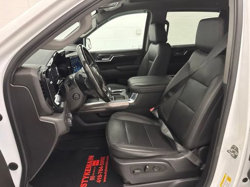 Used 2024 Chevrolet Silverado 1500 LTZ w/ Technology Package AWD/4WD image 21