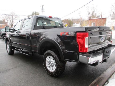 Used 2017 Ford F250 XL w/ STX Appearance Package image 3