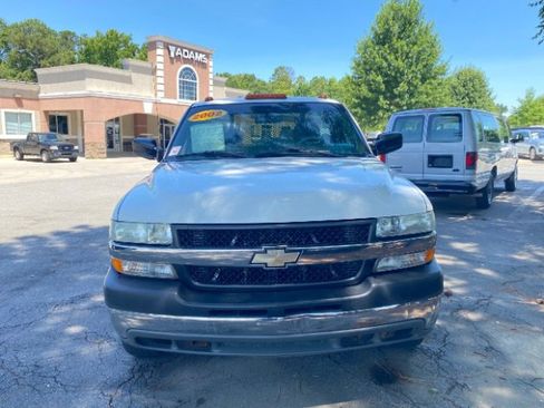 Used 2002 Chevrolet Silverado 3500 2WD Regular Cab image 8