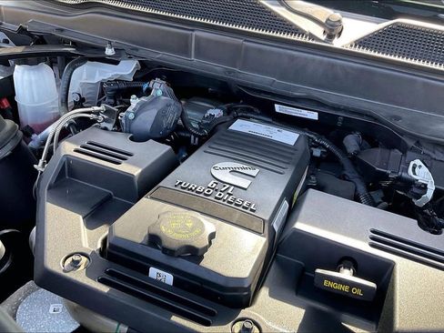 Used 2024 RAM 3500 Limited image 31