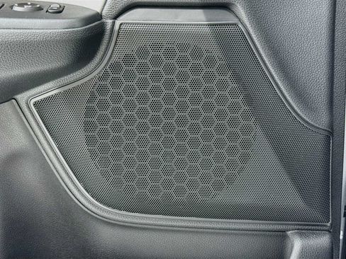 Used 2019 Honda CR-V LX image 12