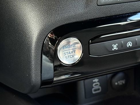 Used 2025 Ford Escape ST-Line w/ Tech Pack #1 AWD/4WD image 15
