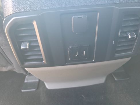 Used 2019 Ford F150 XL w/ Equipment Group 101A Mid AWD/4WD image 16