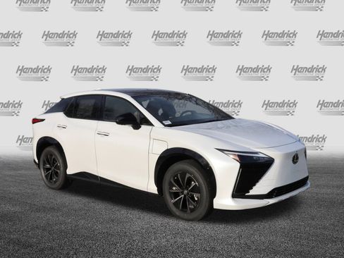 New 2026 Lexus RZ 450e AWD image 2