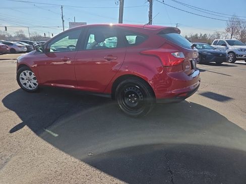 Used 2012 Ford Focus SE image 4