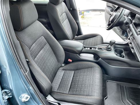 Used 2025 Honda HR-V Sport image 29