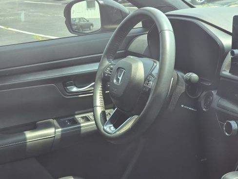 Used 2024 Honda CR-V Sport-L image 17