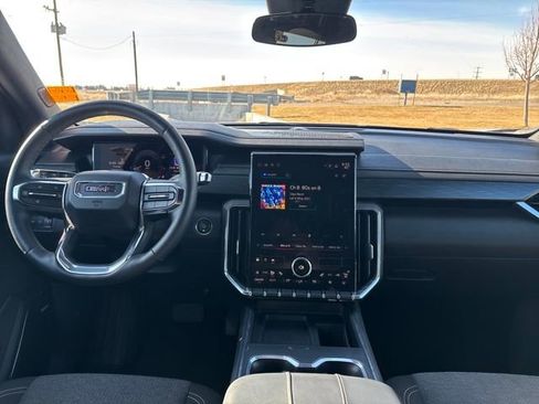 Certified 2025 GMC Acadia Elevation image 12