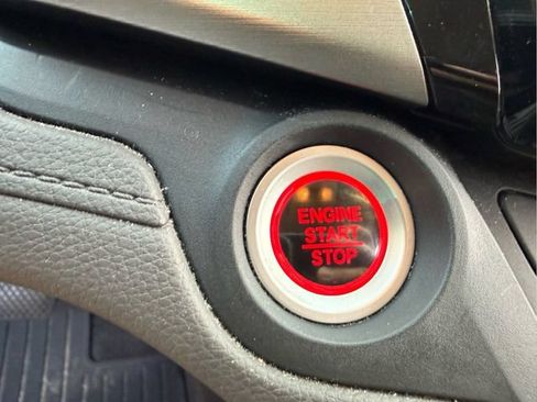 Used 2019 Honda Odyssey EX image 28