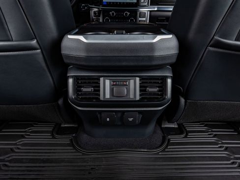 Used 2025 Ford F150 Raptor image 33