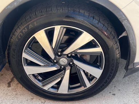 Used 2015 Nissan Murano Platinum w/ Platinum Technology Package AWD/4WD image 9