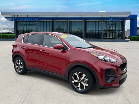 Used 2022 Kia Sportage LX image 1