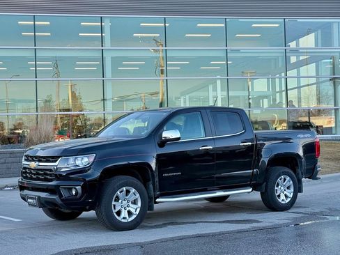 Used 2021 Chevrolet Colorado LT w/ LT Convenience Package image 2
