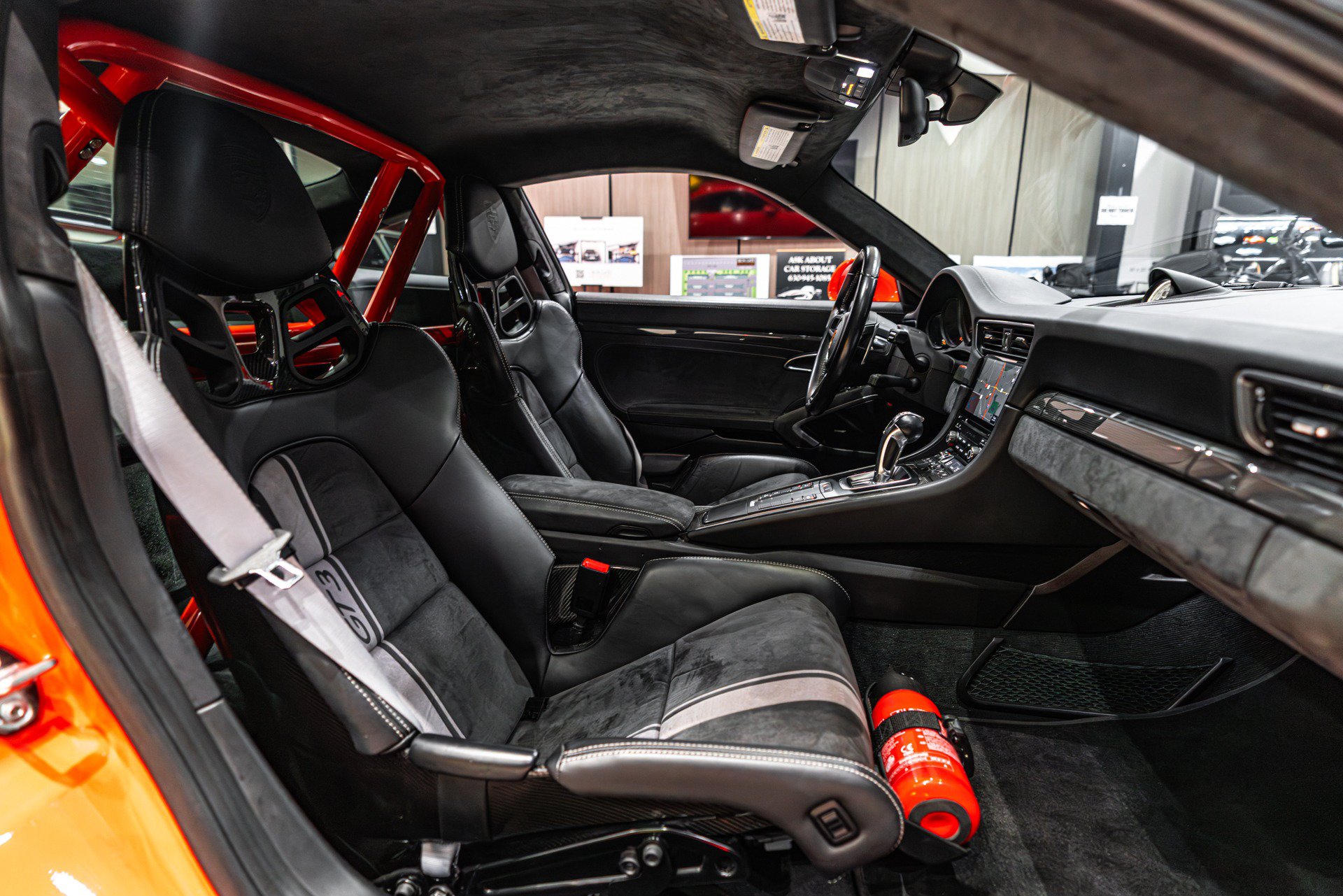 Used 2018 Porsche 911 GT3 RWD image 23